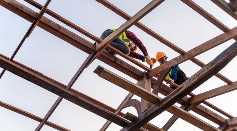 Expert tile roof repair services in Metcalf, IL